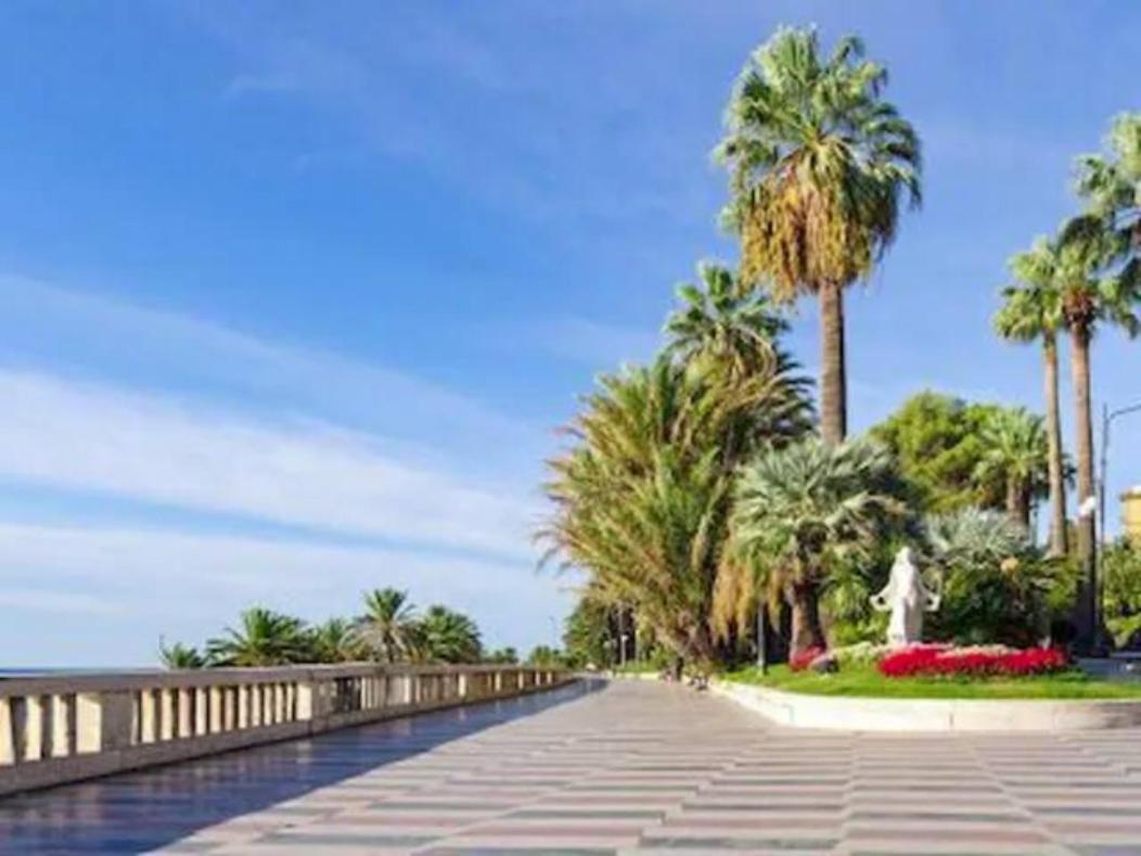 Appartamento Con Giardino A Pochi Minuti Dal Mare - #EssenzedimareСанремо Экстерьер фото
