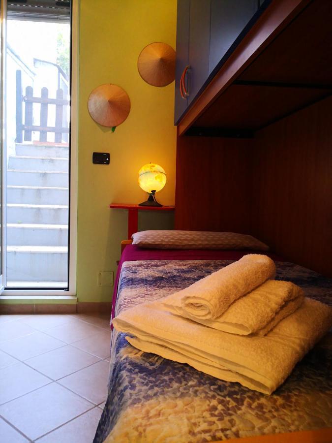 Appartamento Con Giardino A Pochi Minuti Dal Mare - #EssenzedimareСанремо Экстерьер фото